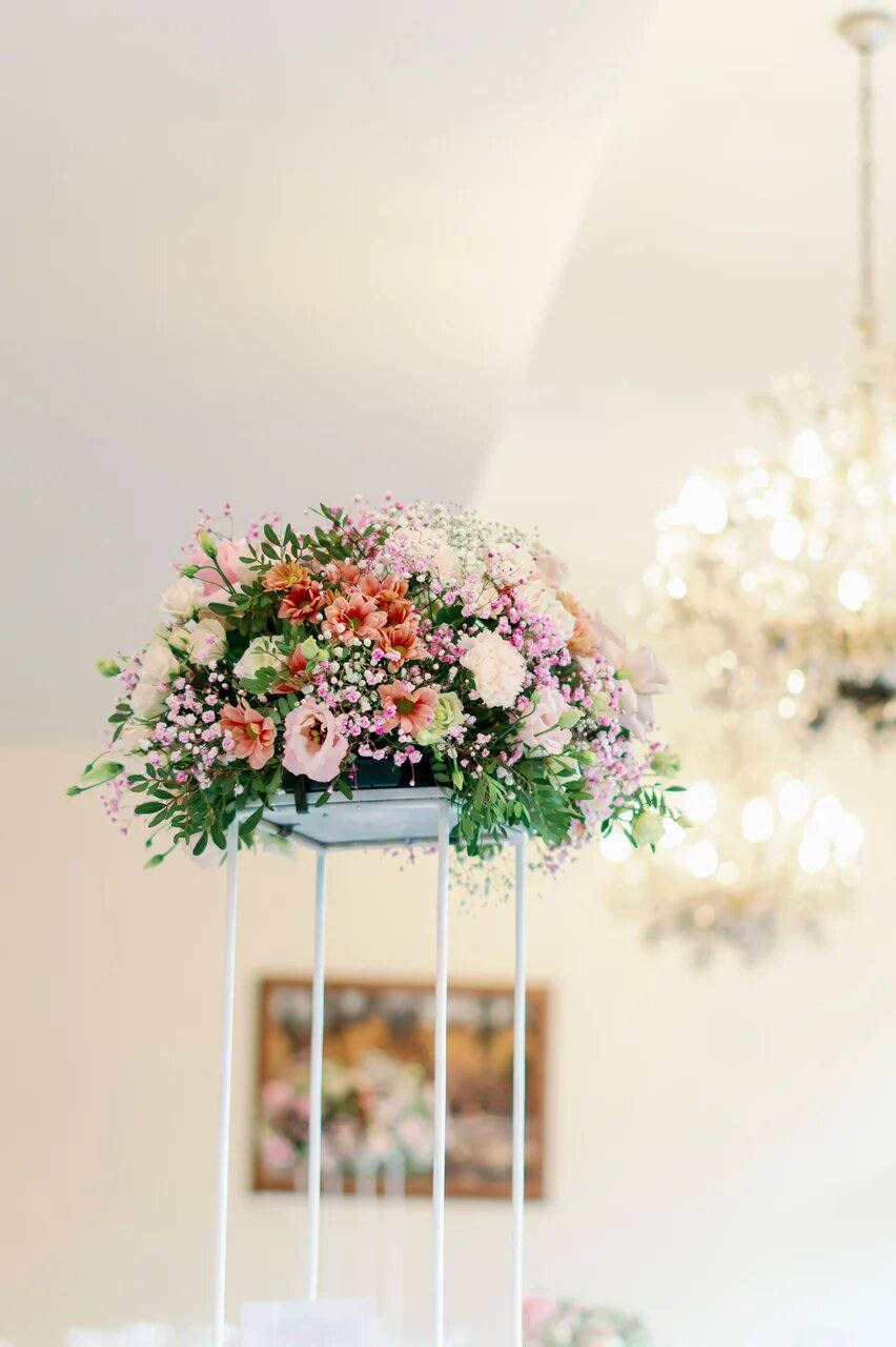 Wedding floral design by IONE